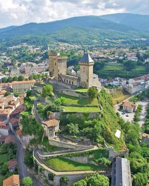 T2 Duplex Centre De * Foix