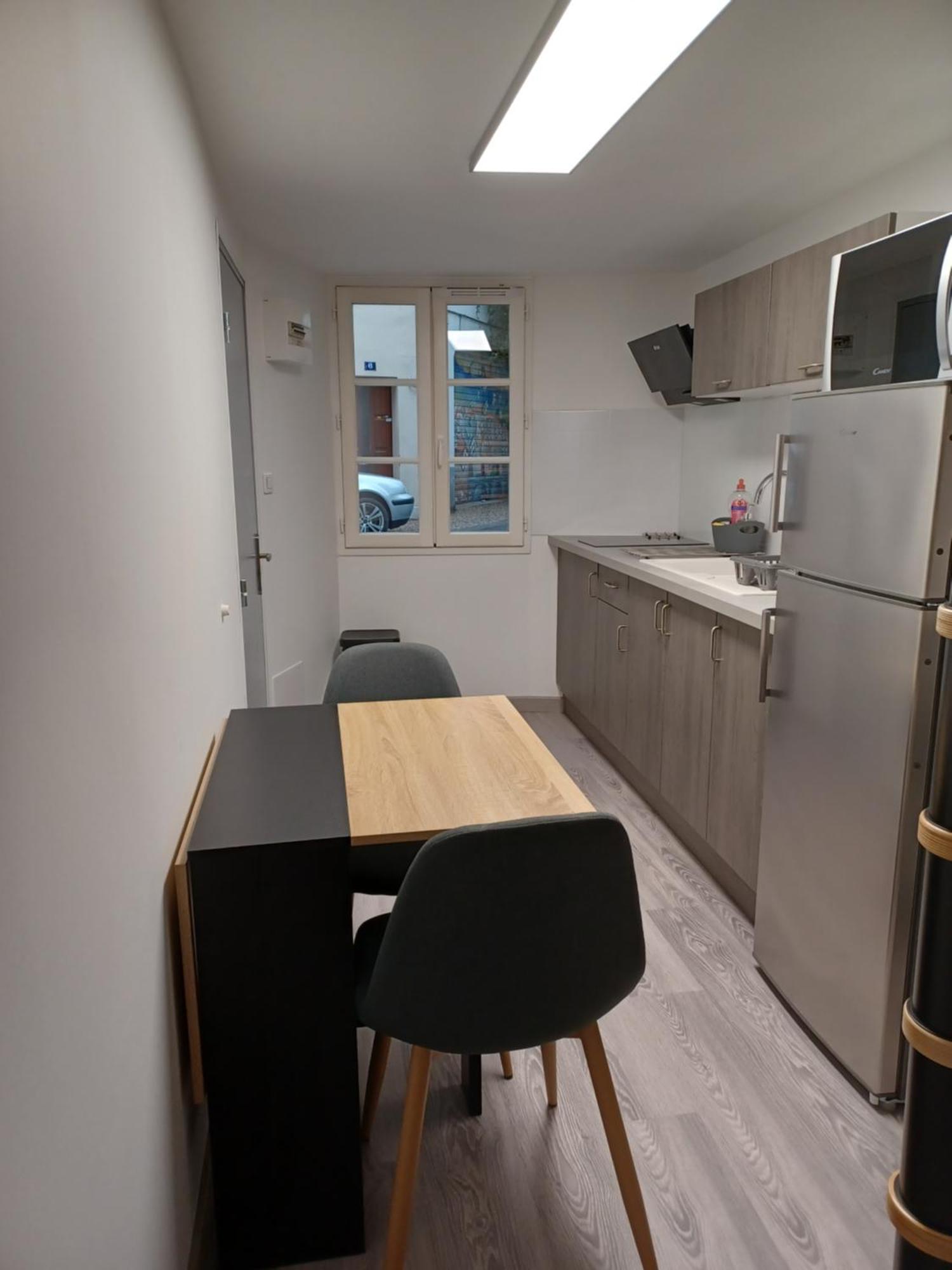 Appartement T2 Duplex Centre De *
